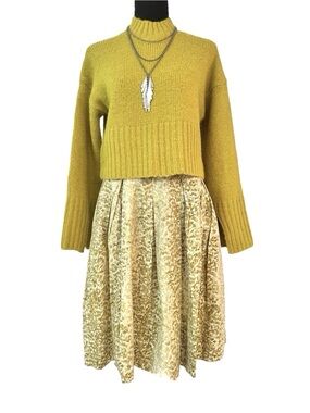 TALBOTS ~ Gold/Green/Cream Colored Pleated A-Line Skirt w/Pockets size 4P